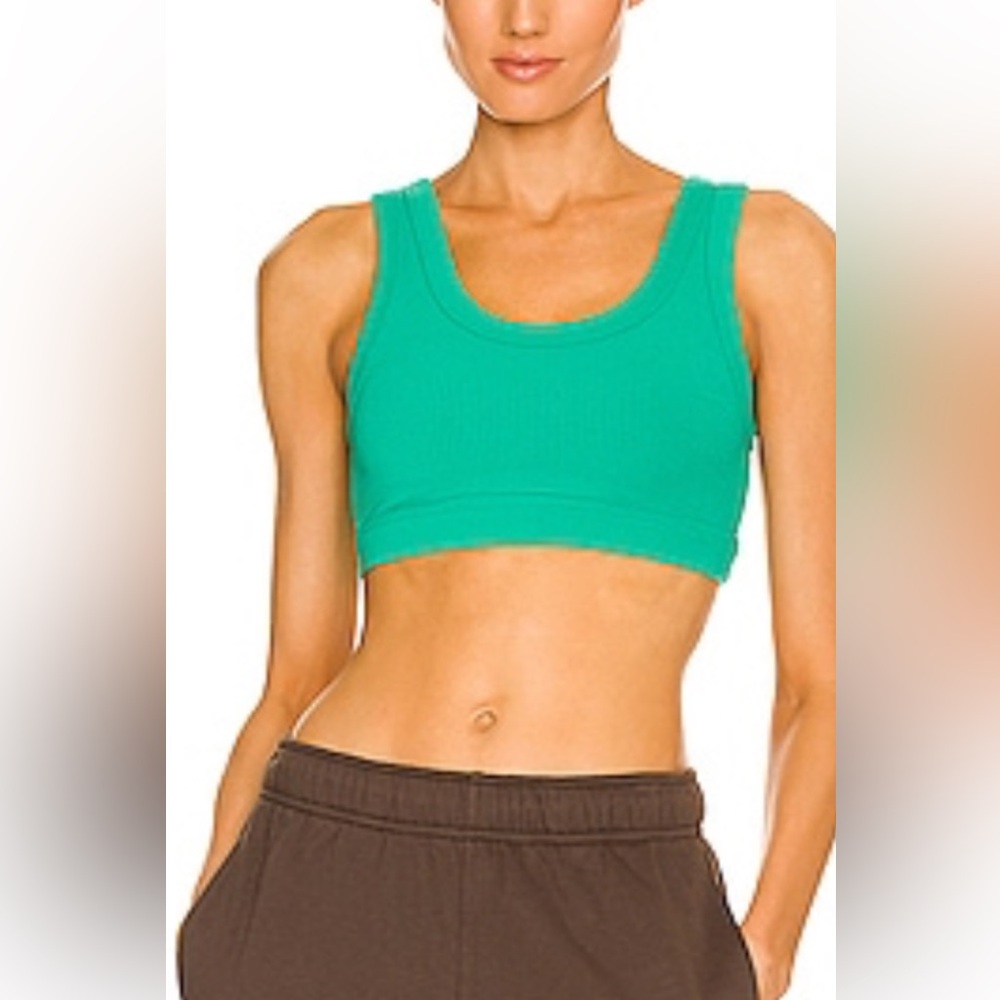 Wellness Bra in Green Emerald
ALO
Color: Green Emerald size: Large